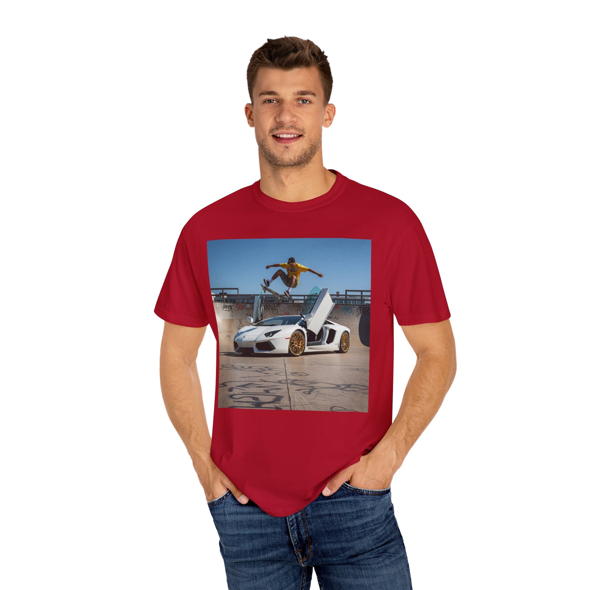 Skateboarder T-Shirt, Trendy Unisex Tee for Streetwear Lovers, Cool Skateboarding Shirt, Casual Graphic Tee, Perfect Gift for Skaters