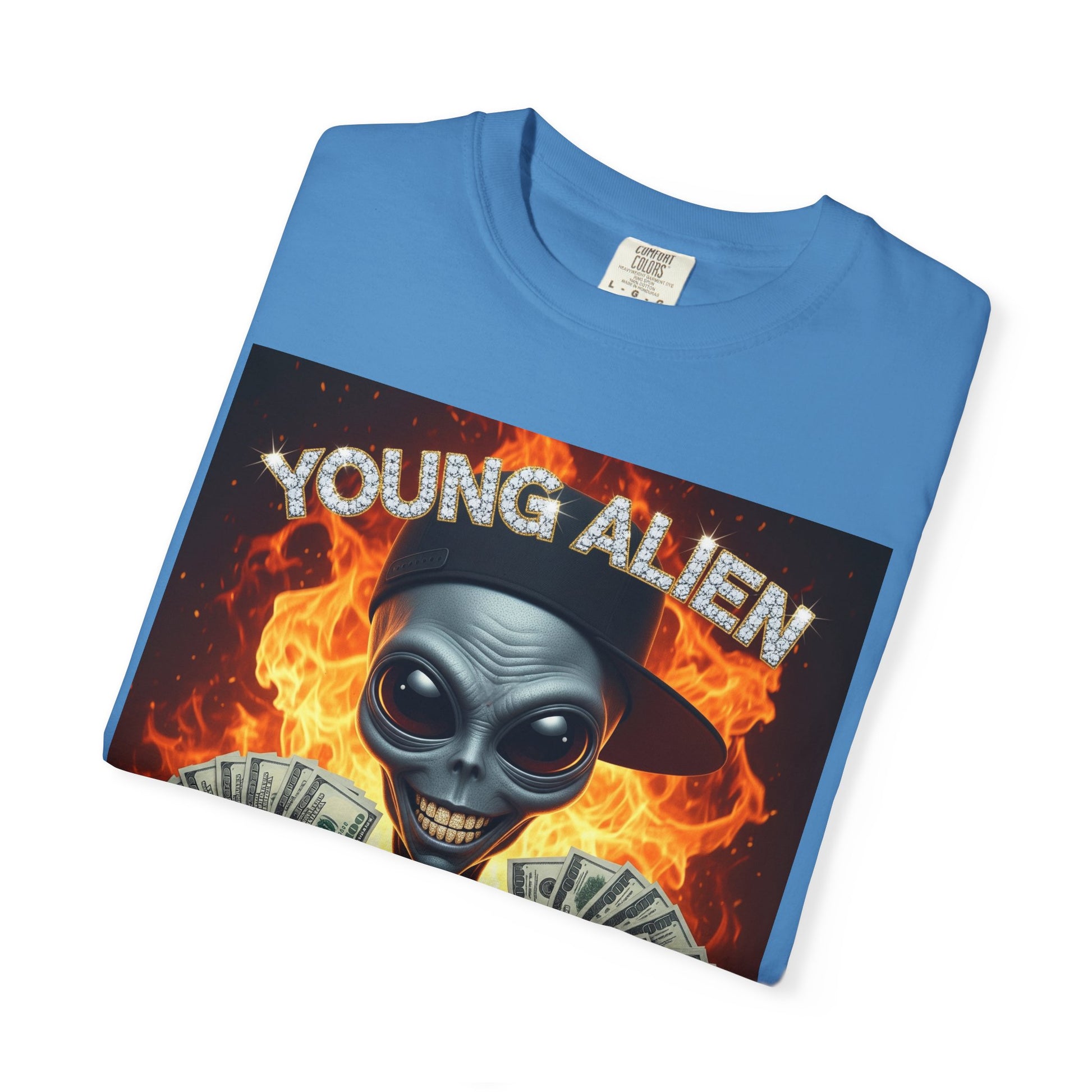 Young Alien Graphic Tee, Unisex Casual T-Shirt, Streetwear Style Shirt, Unique Gift Idea, Cool Summer Apparel