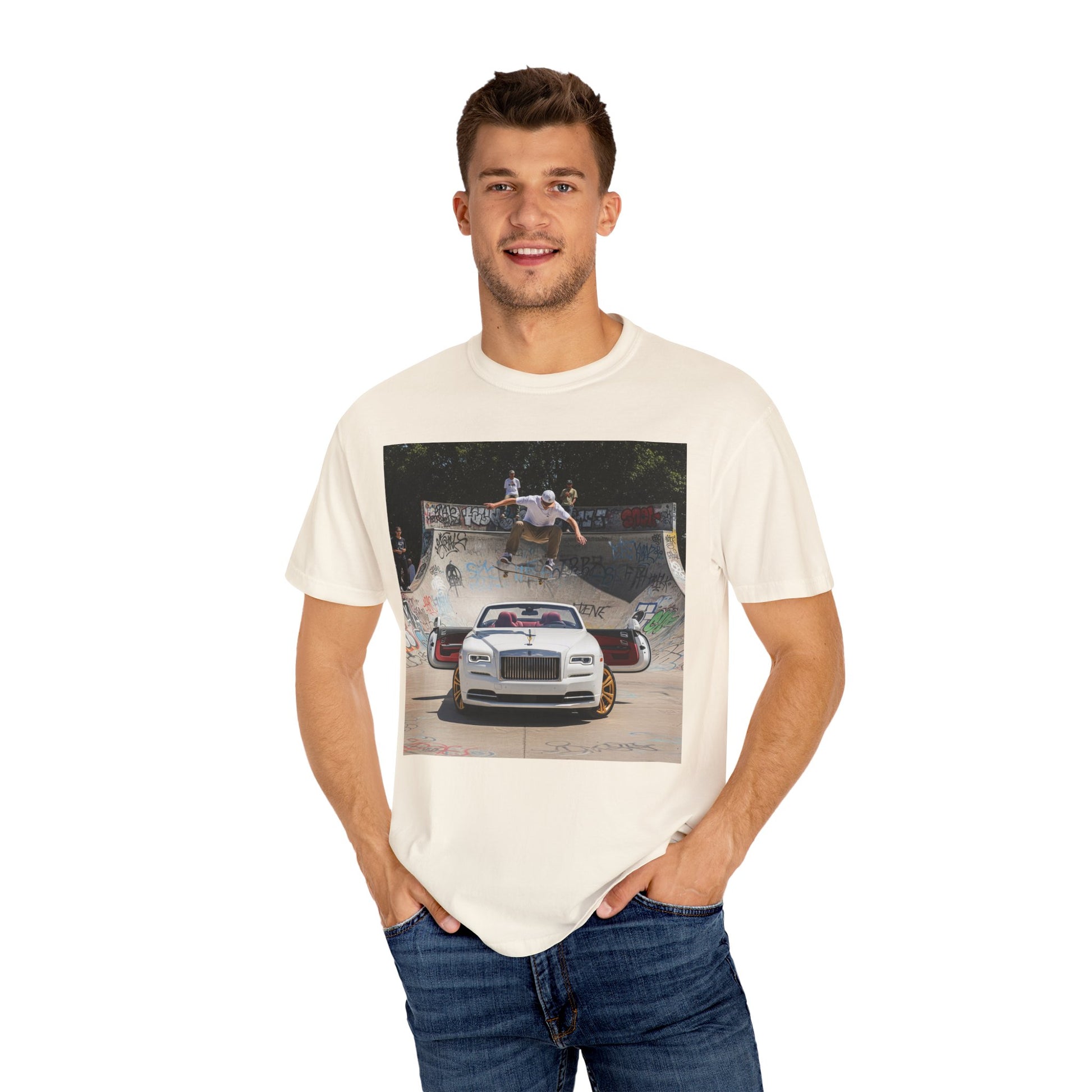 Skateboarder Graphic Tee, Unisex Cotton T-shirt, Streetwear Style, Perfect for Skateboarding Enthusiasts, Great Gift for Teens