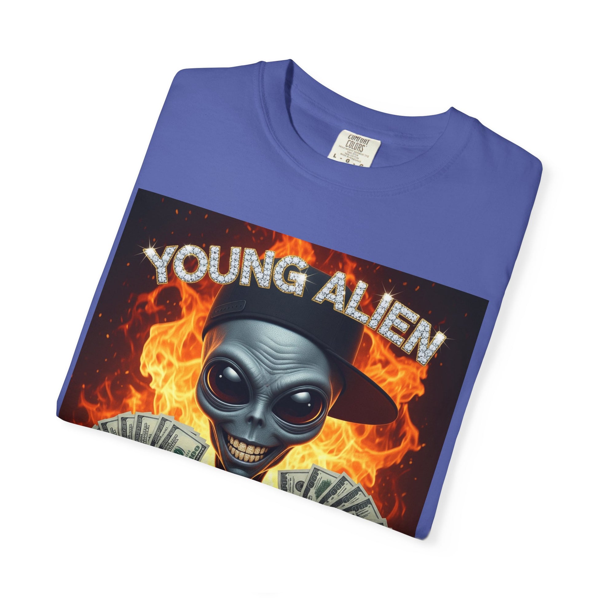 Young Alien Graphic Tee, Unisex Casual T-Shirt, Streetwear Style Shirt, Unique Gift Idea, Cool Summer Apparel