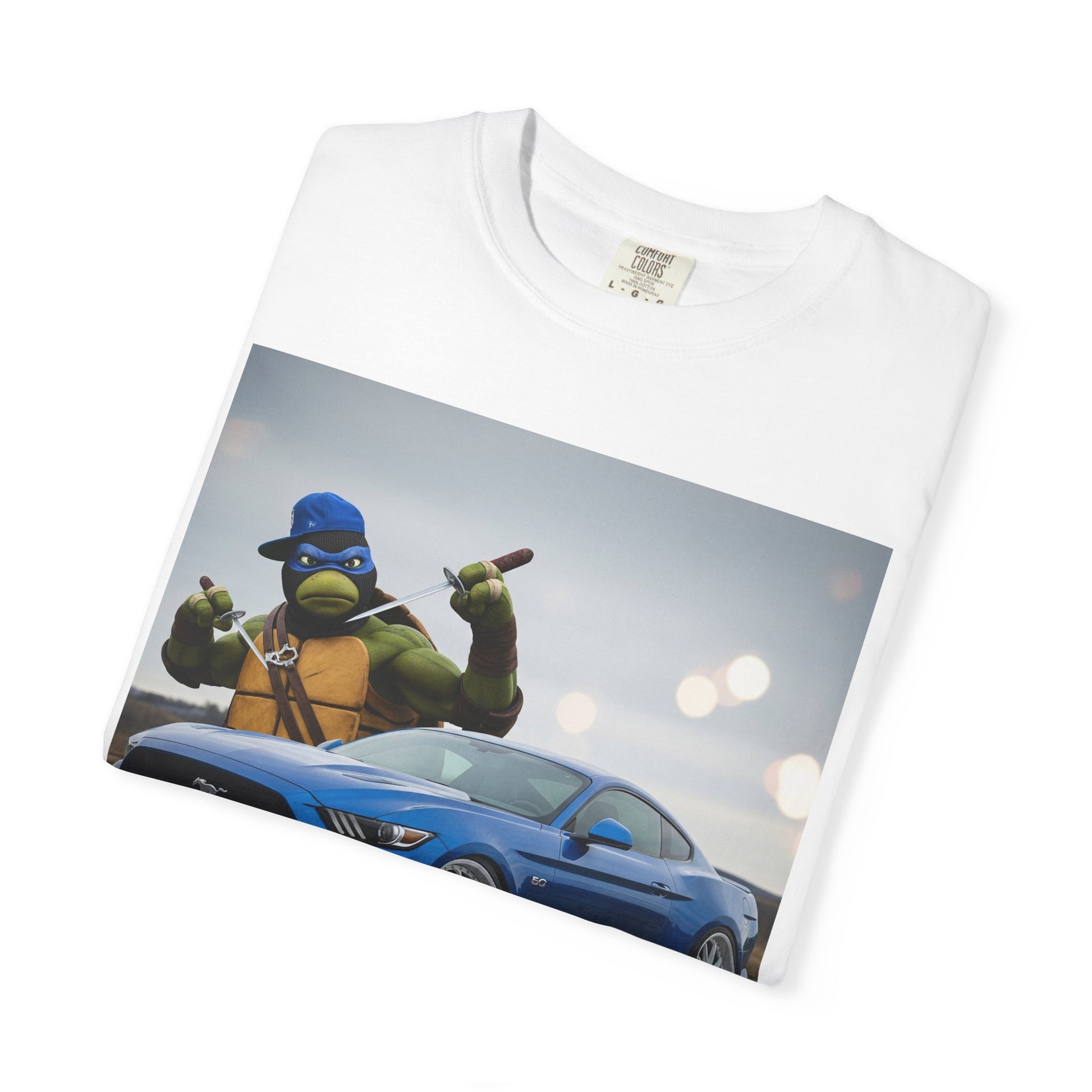 Cool Graphic Tee with Cartoon Character and Mustang Car, Fun Gift for Teenagers, Car Lovers, and Gamers, Great for Birthdays, Casual Wear