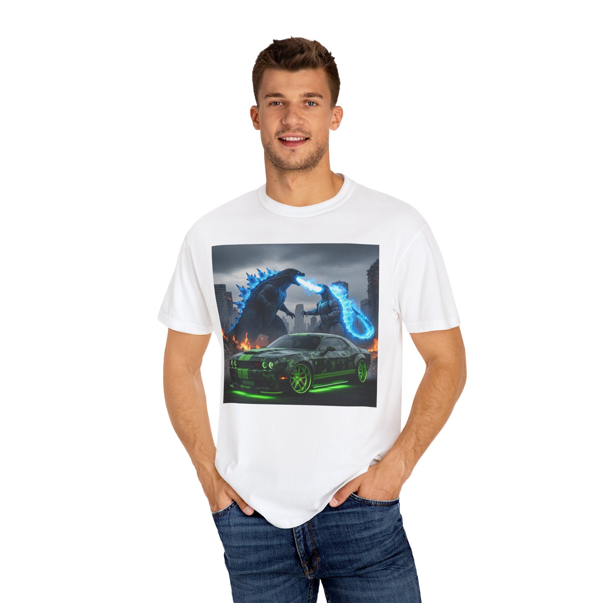 Monster Mashup Unisex T-Shirt - King Kong vs Godzilla Graphic Tee, Casual Wear, Gift for Fans, Movie Buffs, Vintage Style