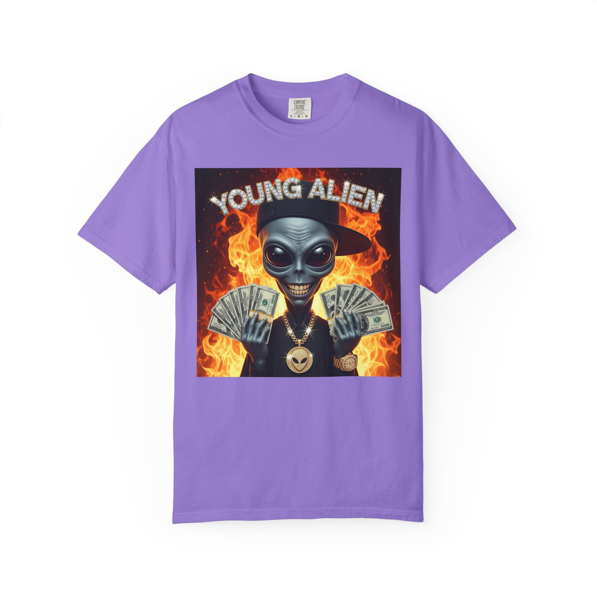 Young Alien Graphic Tee, Unisex Casual T-Shirt, Streetwear Style Shirt, Unique Gift Idea, Cool Summer Apparel