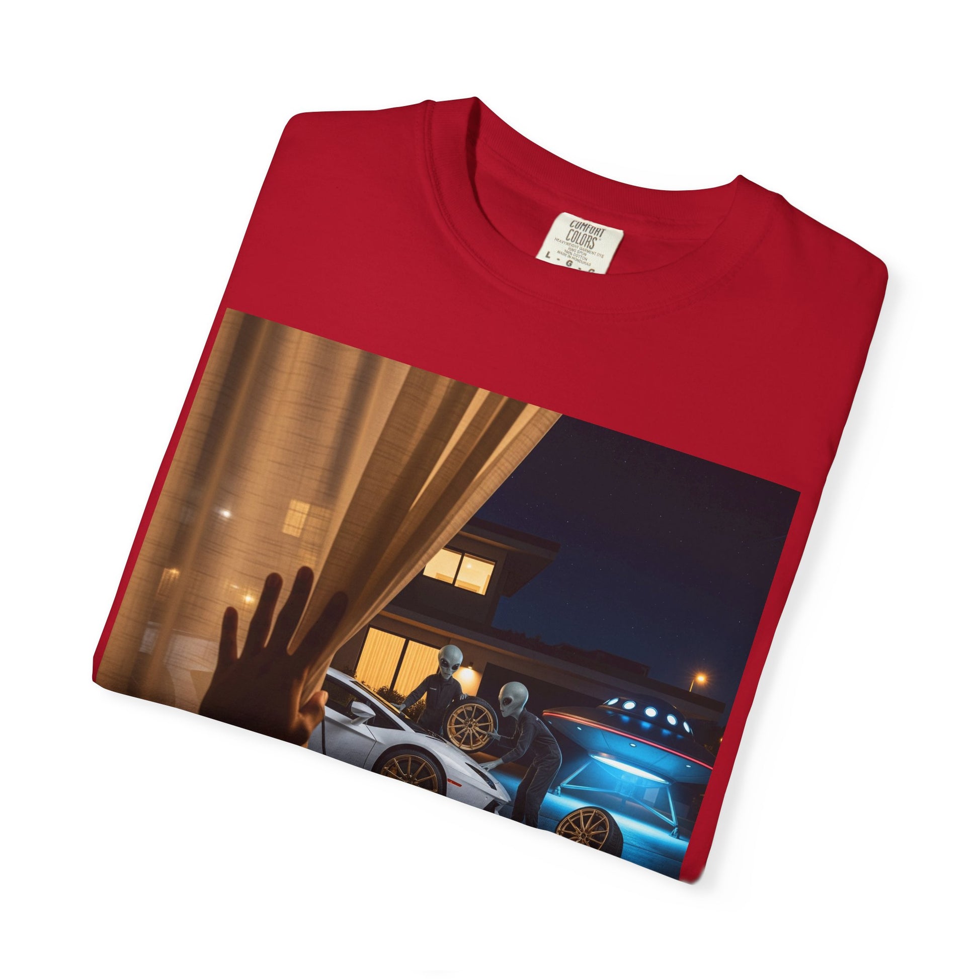 Unisex Vintage-Inspired Car T-Shirt, Retro Vehicle Tee, Gift for Car Enthusiasts, Casual Wear, Men’s and Women’s Apparel