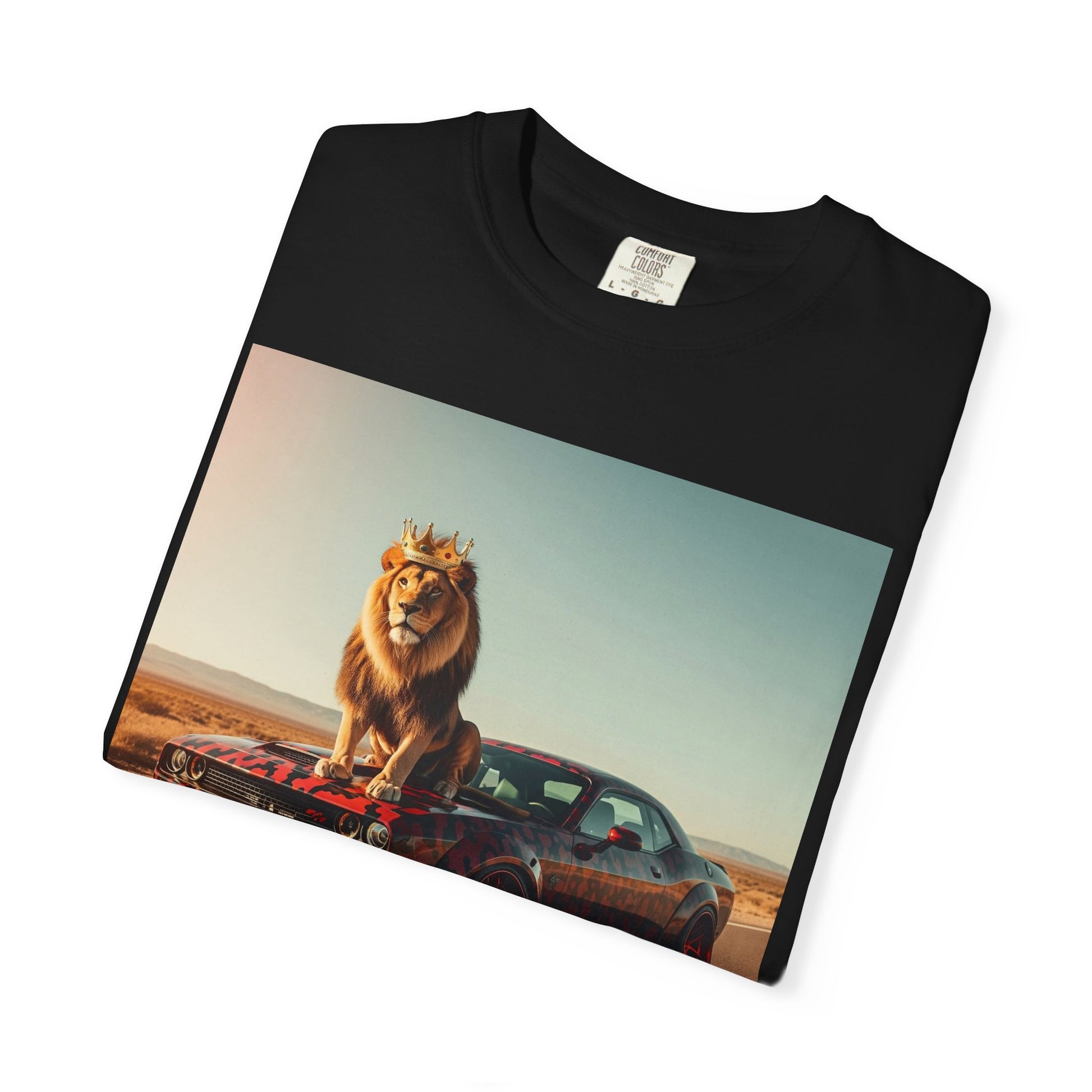 Fierce Lion Graphic Tee, Vintage Car T-shirt, Animal Lover Gift, Unisex Fashion Shirt, Cool Casual Wear, Unique Statement Top