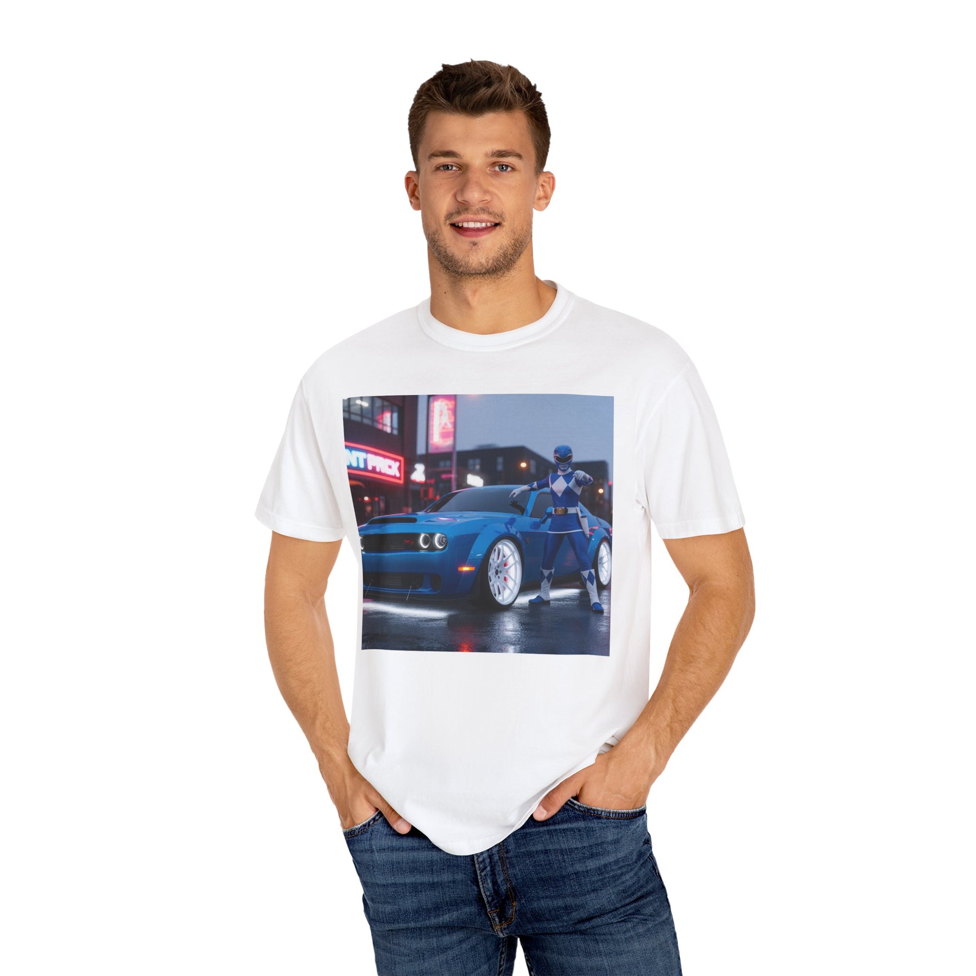 Cool Retro Car Graphic Tee, Vintage Car Lover Shirt, Unisex Graphic T-shirt, Gift for Car Enthusiasts, Retro Car Apparel
