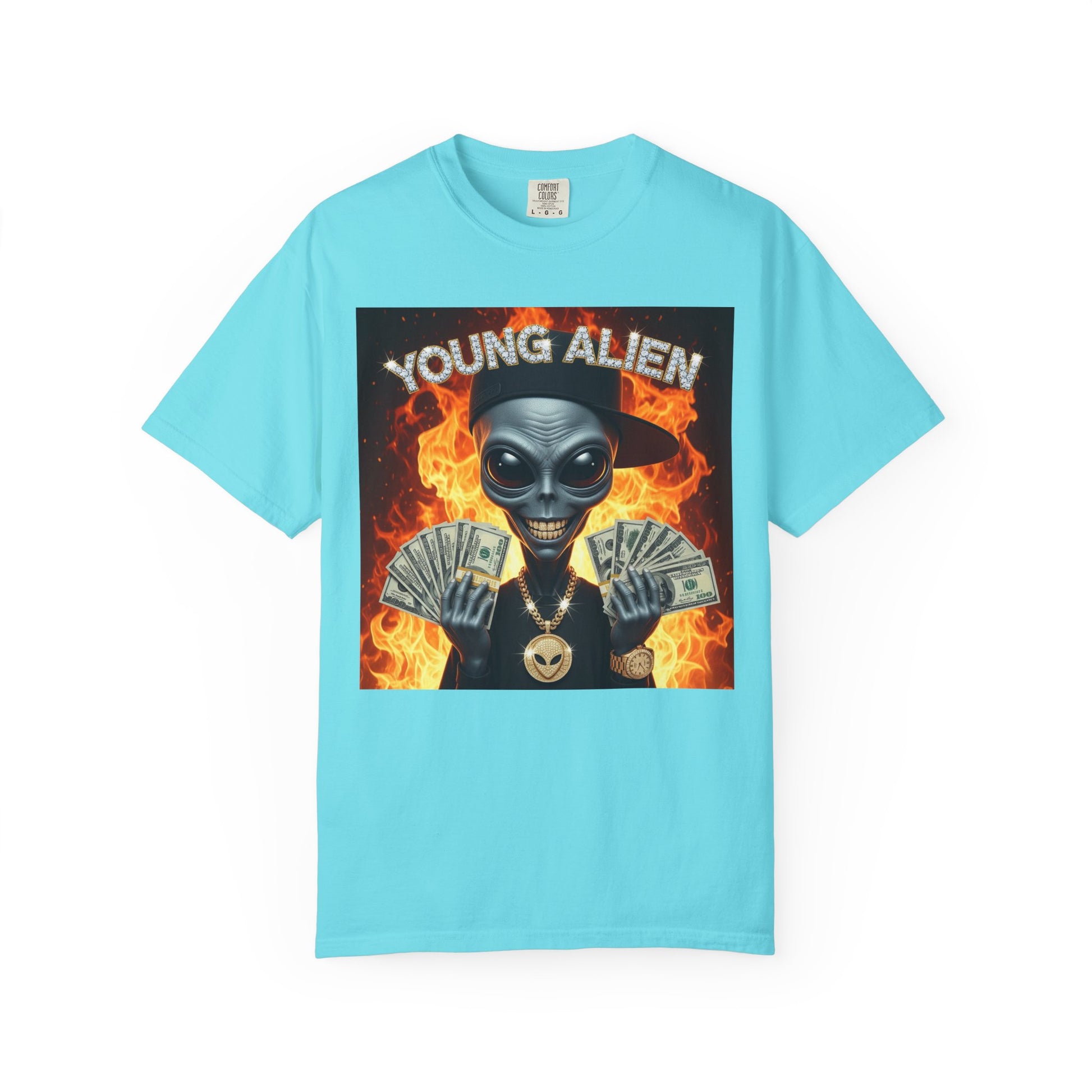 Young Alien Graphic Tee, Unisex Casual T-Shirt, Streetwear Style Shirt, Unique Gift Idea, Cool Summer Apparel