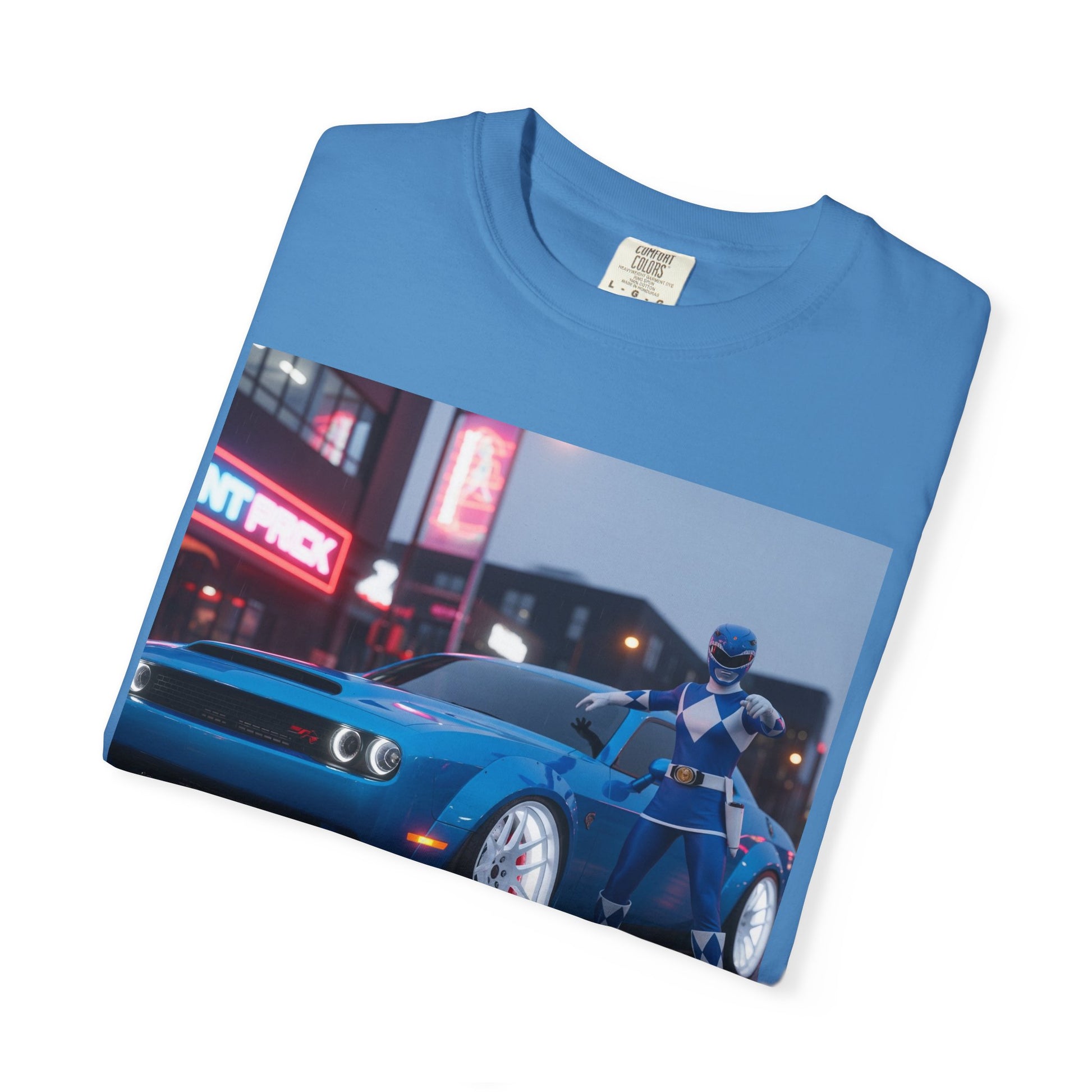 Cool Retro Car Graphic Tee, Vintage Car Lover Shirt, Unisex Graphic T-shirt, Gift for Car Enthusiasts, Retro Car Apparel