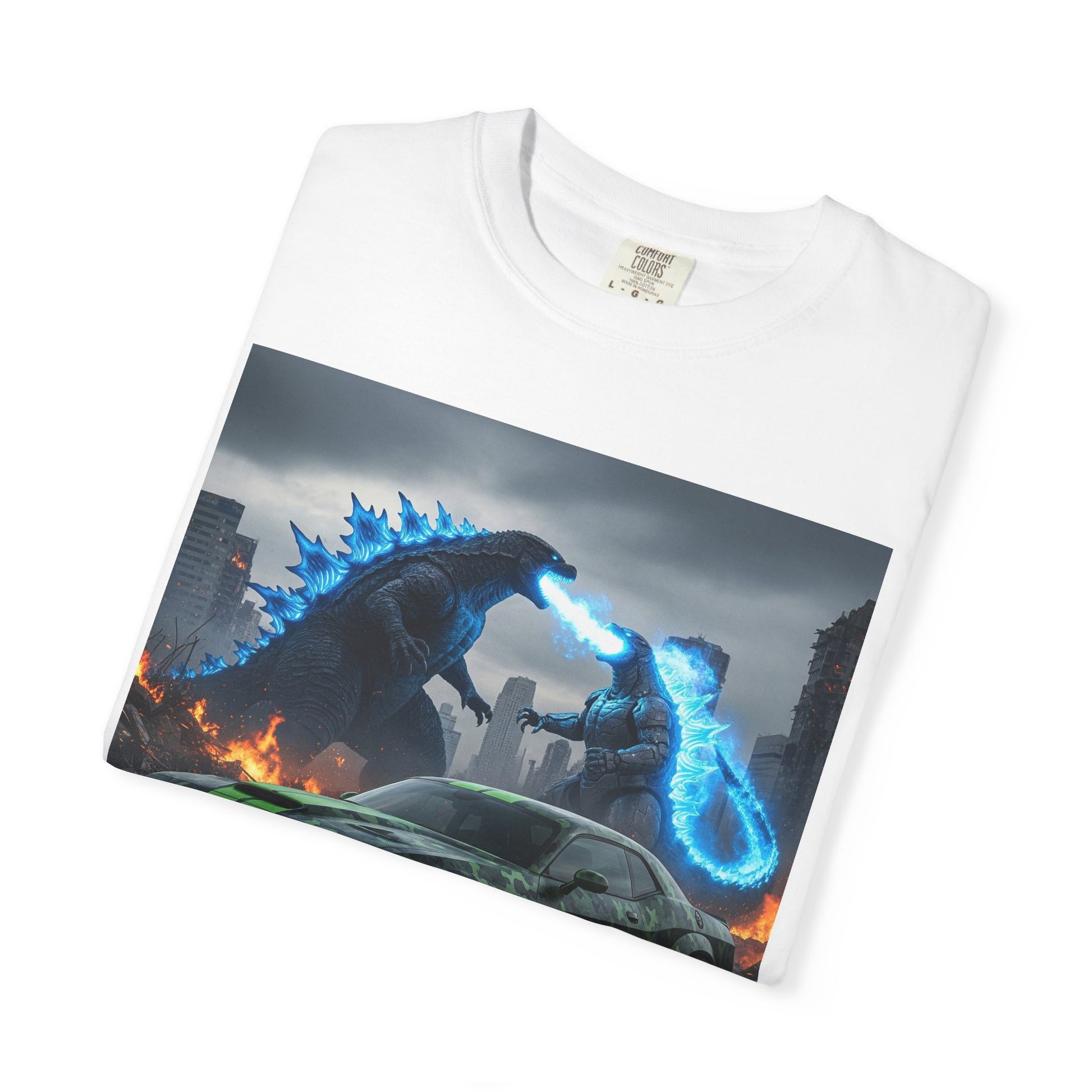 Monster Mashup Unisex T-Shirt - King Kong vs Godzilla Graphic Tee, Casual Wear, Gift for Fans, Movie Buffs, Vintage Style