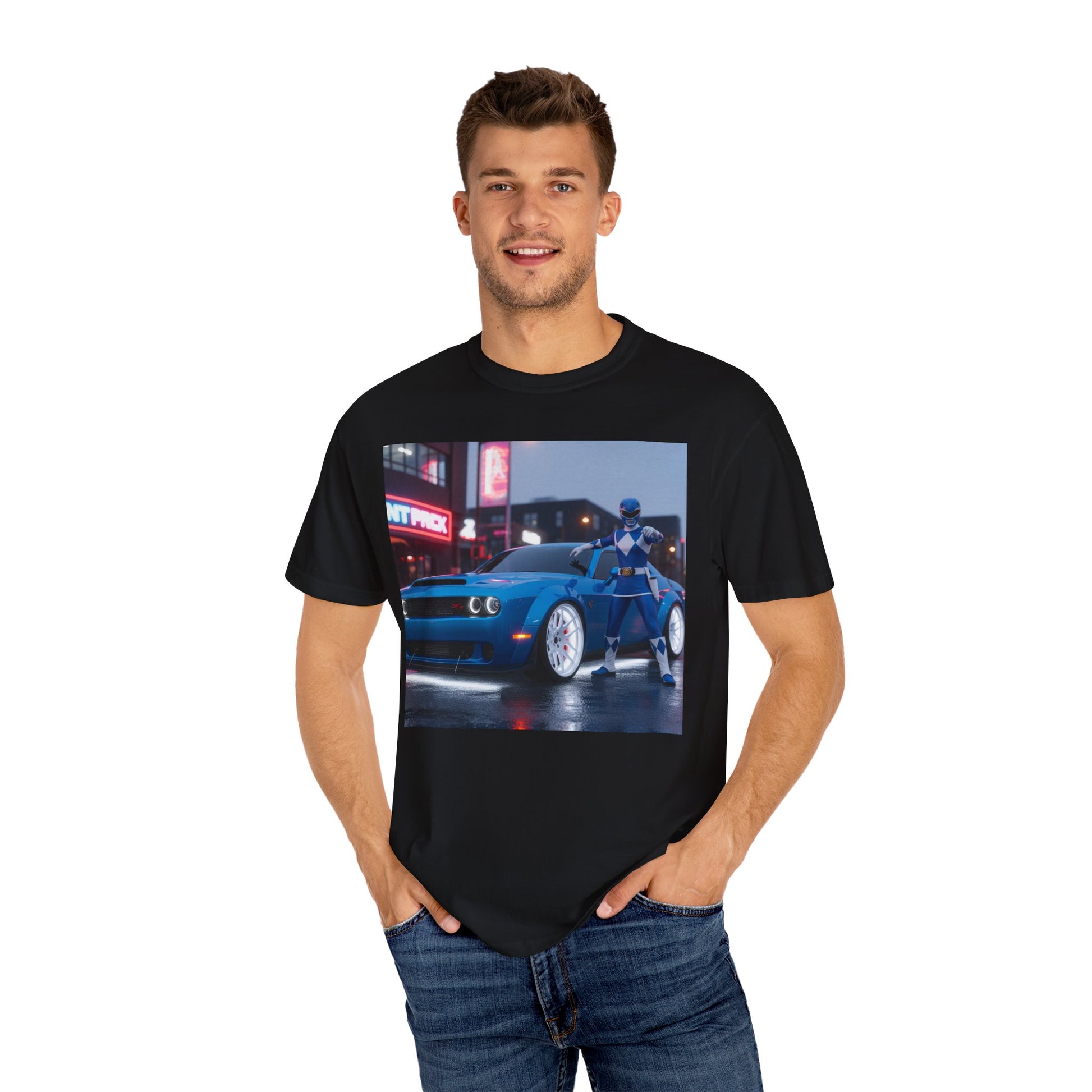 Cool Retro Car Graphic Tee, Vintage Car Lover Shirt, Unisex Graphic T-shirt, Gift for Car Enthusiasts, Retro Car Apparel
