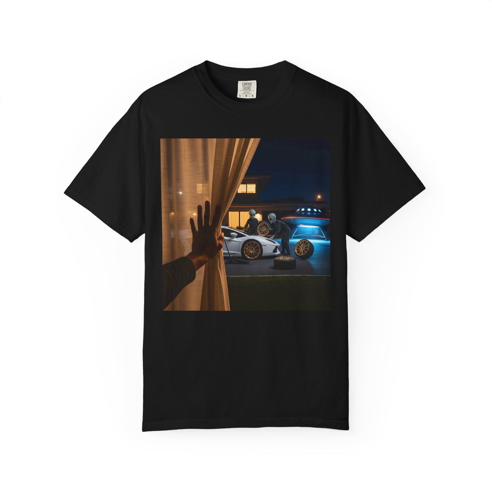 Unisex Vintage-Inspired Car T-Shirt, Retro Vehicle Tee, Gift for Car Enthusiasts, Casual Wear, Men’s and Women’s Apparel