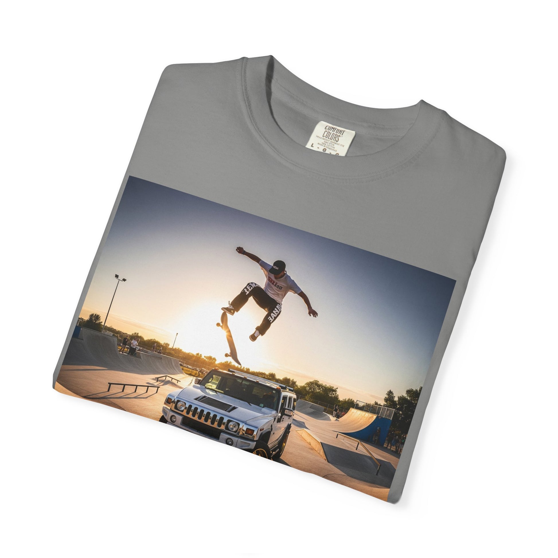 Skateboarder Unisex T-Shirt - Casual Wear for Skateboarding Enthusiasts, Street Style, Gift for Skate Lovers, Outdoor Activities, [...]